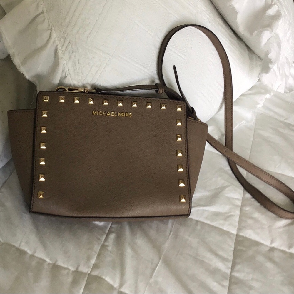 Michael Kors Purse‼️SOLD‼️